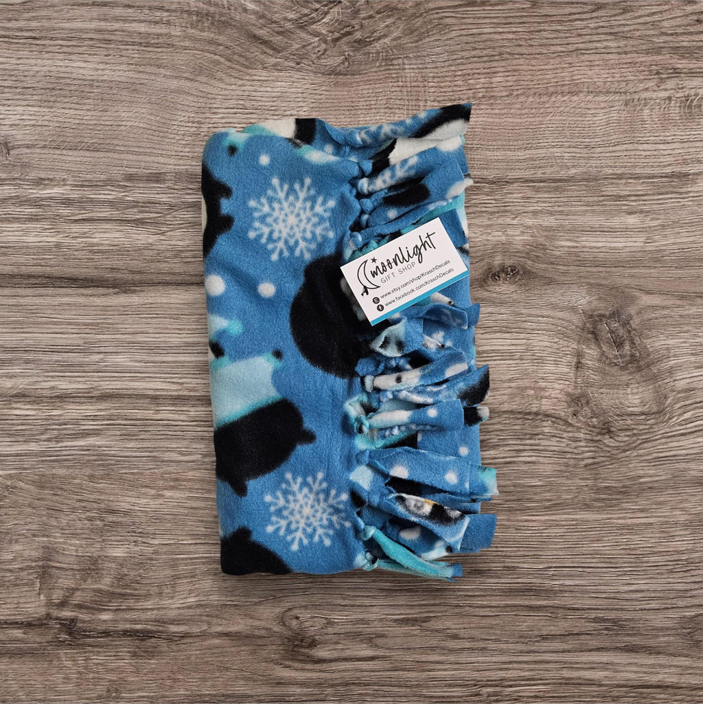 PENGUIN Fleece Scarf | Super Soft, Washable Gift Scarf | 12" wide